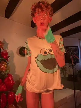 lyamthommpson online show from December 2025 06:07:02 PM