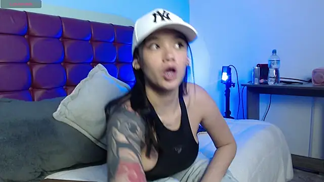 megan lover online show from November 2025 02:16:01 AM