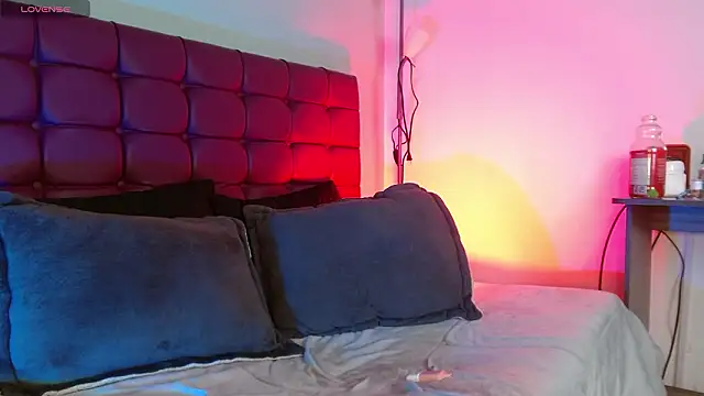 megan lover online show from March 2026 12:18:01 AM