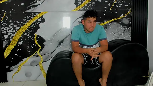 Snapshot of sweethot___ chatting on October 2025 01:45:01 PM sweethot online show from October 2025 01:45:01 PM