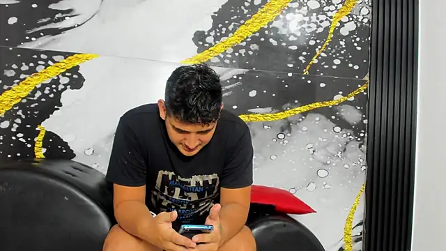 Snapshot of sweethot___ chatting on September 2025 02:26:02 PM sweethot online show from September 2025 02:26:02 PM