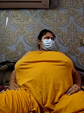 kunjan789 online show from December 2025 06:07:01 PM