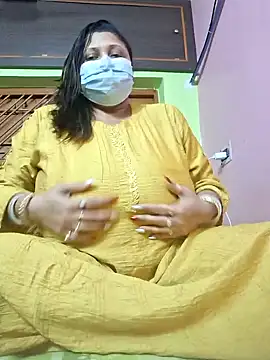 Snapshot of kunjan789 chatting on February 2025 09:18:02 AM kunjan789 online show from February 2025 09:18:02 AM