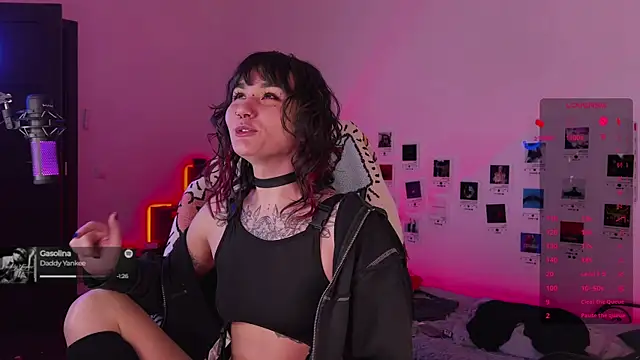 deadlysweet online show from October 2025 12:32:01 AM