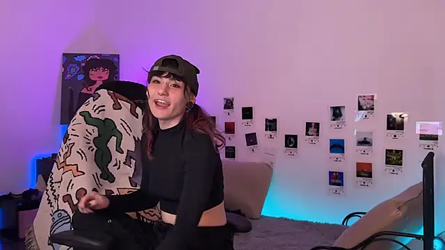 deadlysweet online show from May 2026 03:39:01 AM
