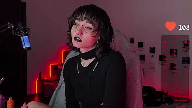 deadlysweet online show from March 2025 11:50:01 PM