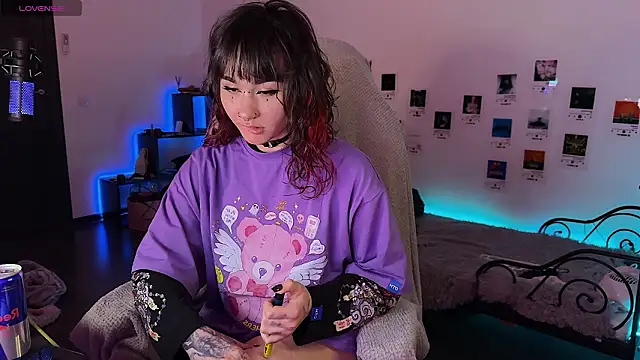 deadlysweet online show from March 2026 03:25:01 AM