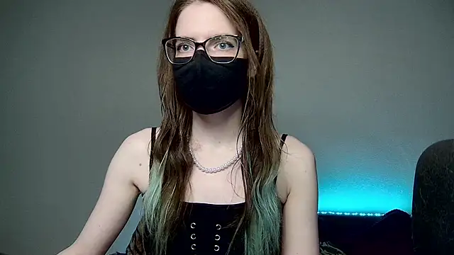 amber candyfloss online show from November 2025 12:50:01 AM