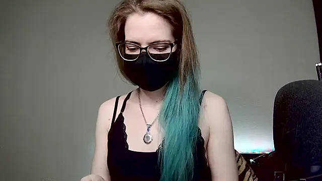 Snapshot of amber_candyfloss chatting on February 2025 01:11:01 AM amber candyfloss online show from February 2025 01:11:01 AM