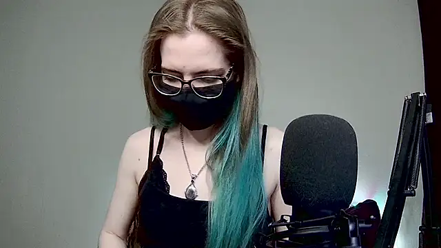 Snapshot of amber_candyfloss chatting on February 2025 09:13:01 PM amber candyfloss online show from February 2025 09:13:01 PM