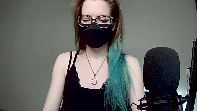 Snapshot of amber_candyfloss chatting on February 2025 10:44:02 PM amber candyfloss online show from February 2025 10:44:02 PM