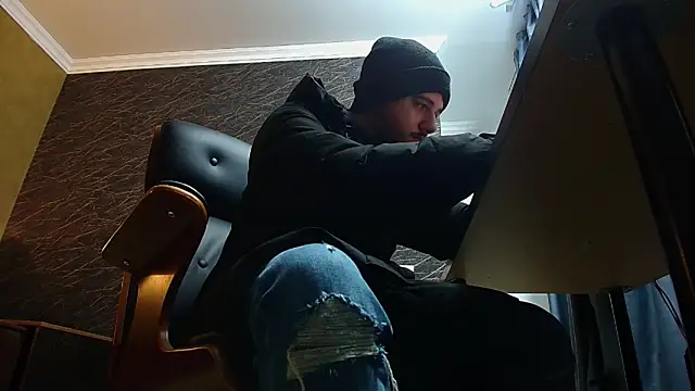 Snapshot of JoshKnights chatting on December 2025 05:46:02 AM JoshKnights online show from December 2025 05:46:02 AM