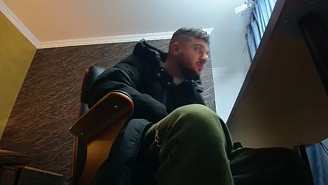 Snapshot of JoshKnights chatting on December 2025 06:01:01 AM JoshKnights online show from December 2025 06:01:01 AM