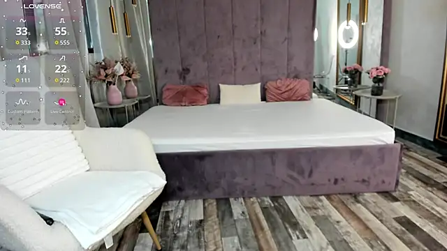 Selena Reeves online show from December 2025 06:45:02 AM