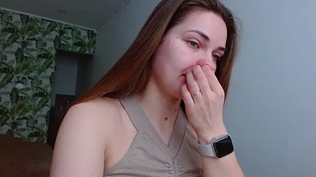 Olivia shine online show from March 2025 05:23:02 AM