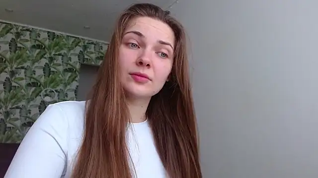 Olivia shine online show from March 2026 05:24:02 AM