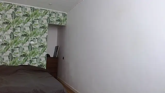 Olivia shine online show from March 2026 05:25:02 AM