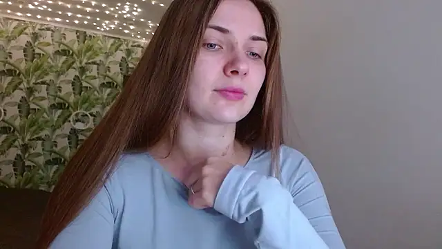 Olivia shine online show from December 2025 05:17:02 AM