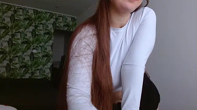 Olivia shine online show from April 2026 04:25:01 AM