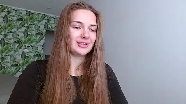 Olivia shine online show from October 2025 04:25:02 AM