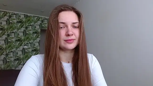 Olivia shine online show from March 2026 05:18:02 AM