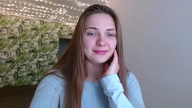 Olivia shine online show from October 2025 04:22:02 AM