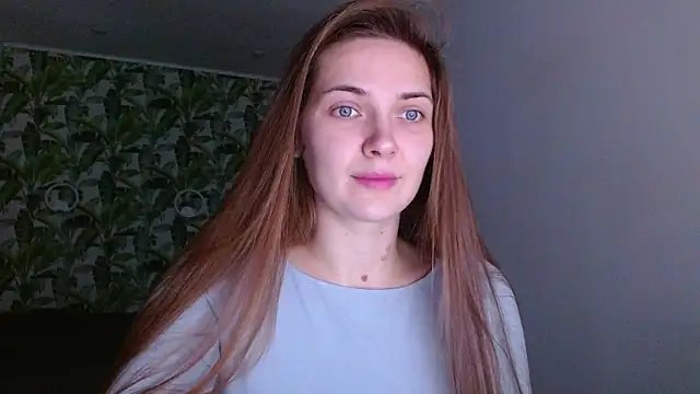 Olivia shine online show from November 2025 05:18:02 AM