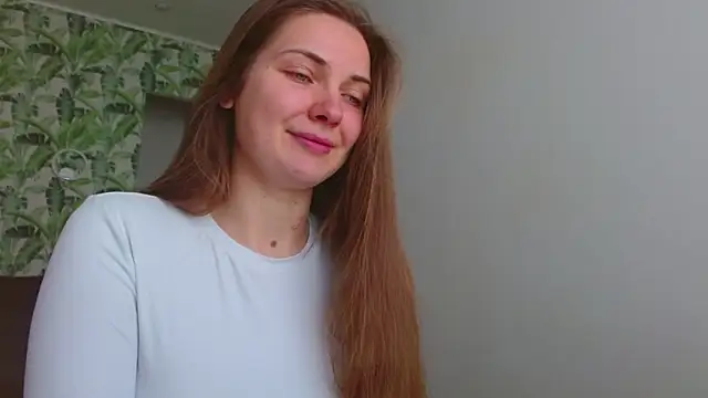 Snapshot of Olivia_shine chatting on April 2026 04:19:01 AM Olivia shine online show from April 2026 04:19:01 AM