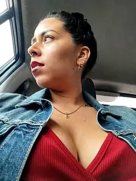 Emily Wane online show from November 2025 03:15:01 PM