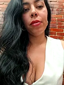 Emily Wane online show from July 2026 07:42:02 PM