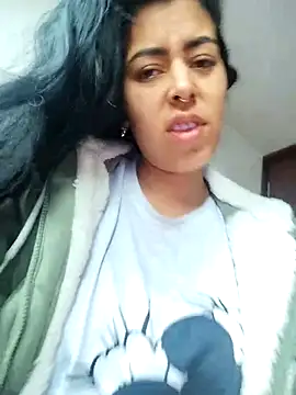 Emily Wane online show from November 2025 12:42:02 PM