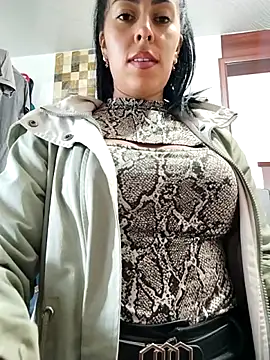 Emily Wane online show from November 2025 06:35:02 PM