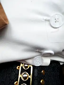 Emily Wane online show from November 2025 04:17:01 PM