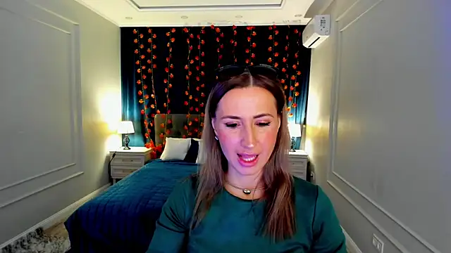 PassionGlow online show from November 2025 03:34:01 AM