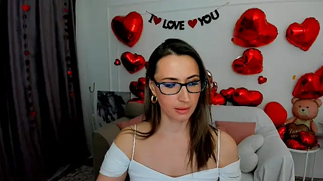 PassionGlow online show from February 2026 03:28:01 AM