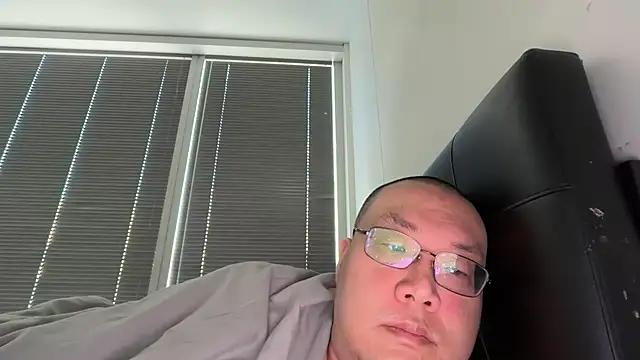 Snapshot of slaveasianboy chatting on May 2026 04:04:02 PM slaveasianboy online show from May 2026 04:04:02 PM