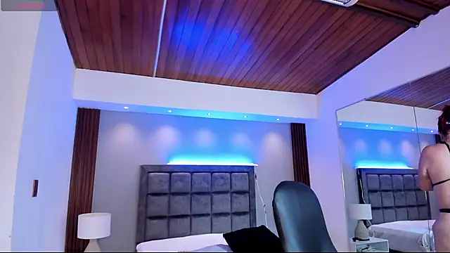 Snapshot of victoria_mooree chatting on February 2026 05:46:01 PM victoria mooree online show from February 2026 05:46:01 PM