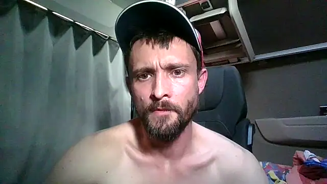 Snapshot of Spyy_coo chatting on March 2026 02:03:02 PM Spyy coo online show from March 2026 02:03:02 PM