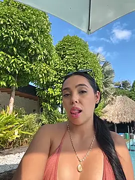 annyfosterr online show from March 2026 08:52:01 PM