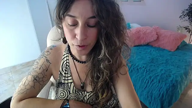 Snapshot of Paula_Paz chatting on September 2025 02:12:01 PM Paula Paz online show from September 2025 02:12:01 PM