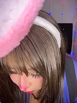 CharlotteMillers online show from March 2026 04:45:01 AM