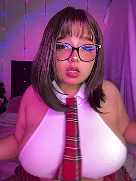 CharlotteMillers online show from April 2026 05:02:01 AM