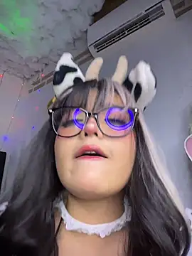 CharlotteMillers online show from March 2026 02:19:01 AM