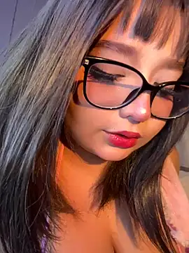Snapshot of CharlotteMillers chatting on May 2026 04:20:02 AM CharlotteMillers online show from May 2026 04:20:02 AM