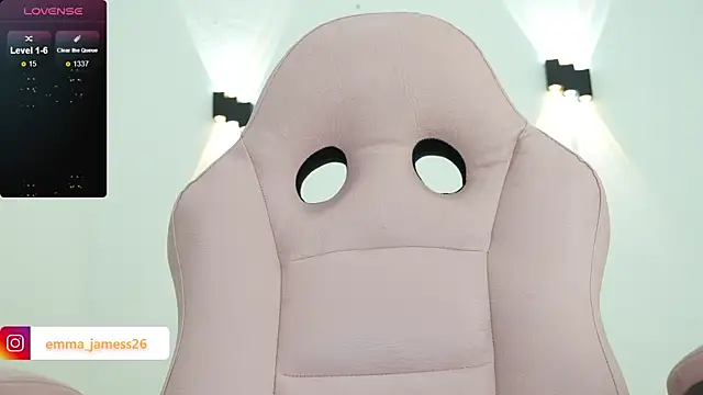 Emma jamess online show from April 2026 03:20:01 AM