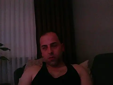 Snapshot of Yldrmm_9553 chatting on July 2026 08:33:02 PM Yldrmm 9553 online show from July 2026 08:33:02 PM