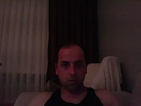Snapshot of Yldrmm_9553 chatting on June 2026 08:31:02 PM Yldrmm 9553 online show from June 2026 08:31:02 PM