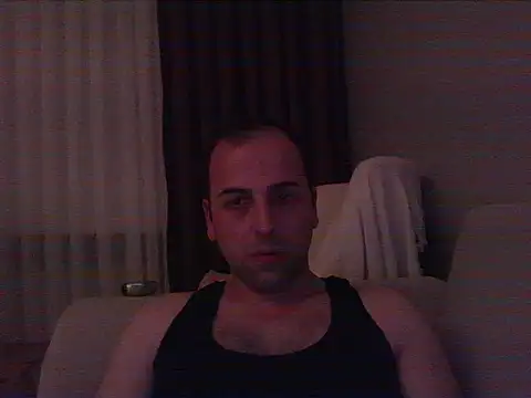 Snapshot of Yldrmm_9553 chatting on July 2026 09:32:01 PM Yldrmm 9553 online show from July 2026 09:32:01 PM