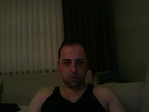 Snapshot of Yldrmm_9553 chatting on June 2026 10:04:01 PM Yldrmm 9553 online show from June 2026 10:04:01 PM