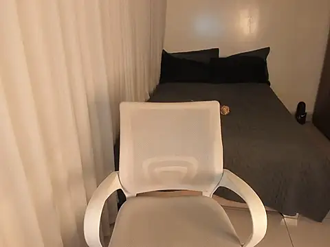 kiaraowen online show from May 2026 02:18:01 AM